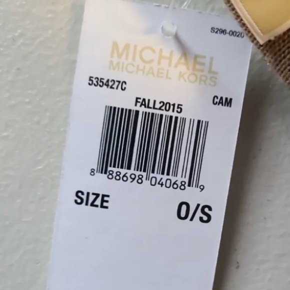 MICHAEL KORS (not outlet!) Black Fur Earmuffs Logo Tan Lettering on Headband - Picture 12 of 12